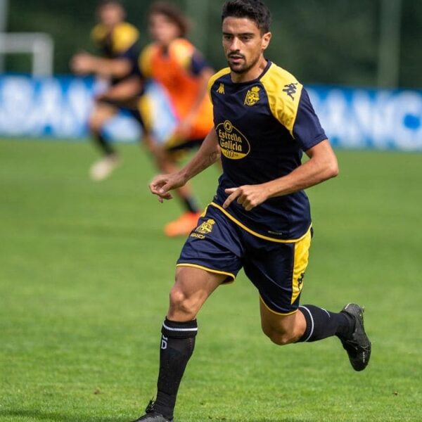 Davo deja de ser jugador del Deportivo