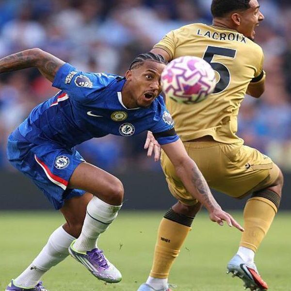 El Chelsea se atasca en Stamford Bridge