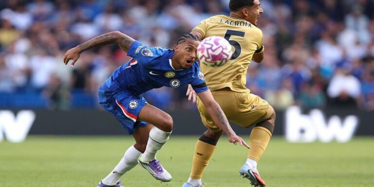 El Chelsea se atasca en Stamford Bridge