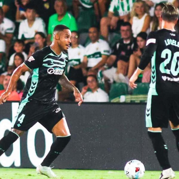 Elche CF 1-1 Real Betis: Reparto de puntos en el Martínez Valero