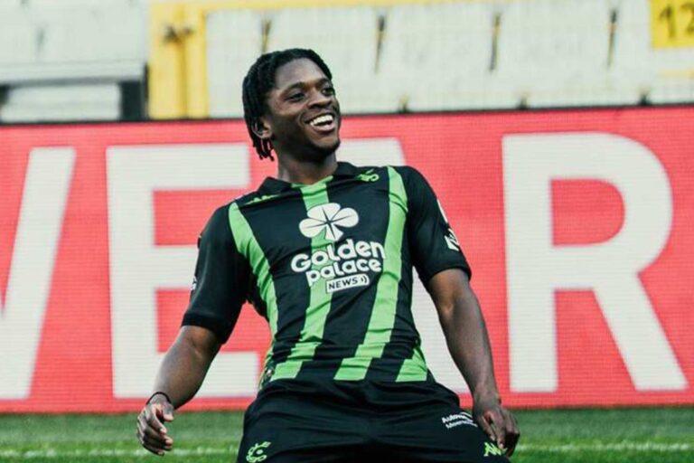 El Real Betis acuerda con el Círculo de Brujas el traspaso de Nazinho por 6 millones de euros.