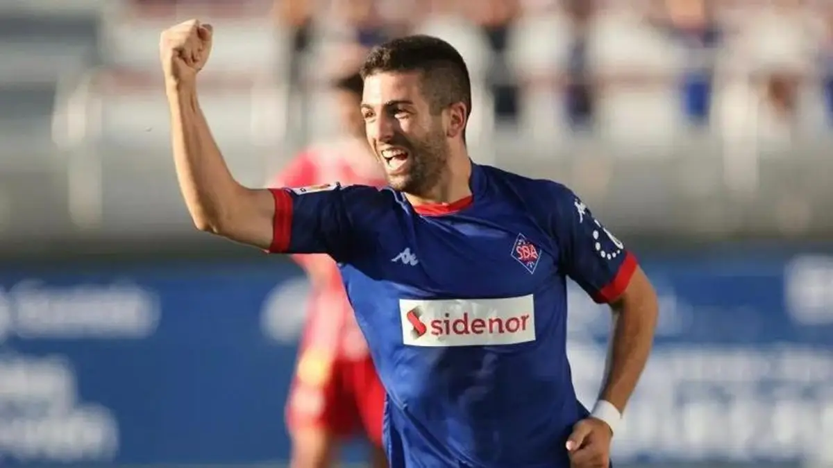 Iker Unzueta firma por el Lugo