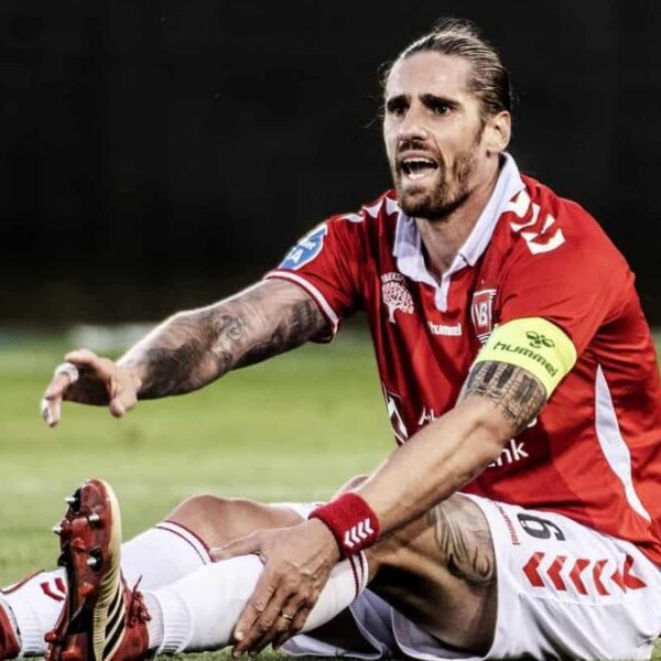 Raúl Albentosa ficha por el Antequera