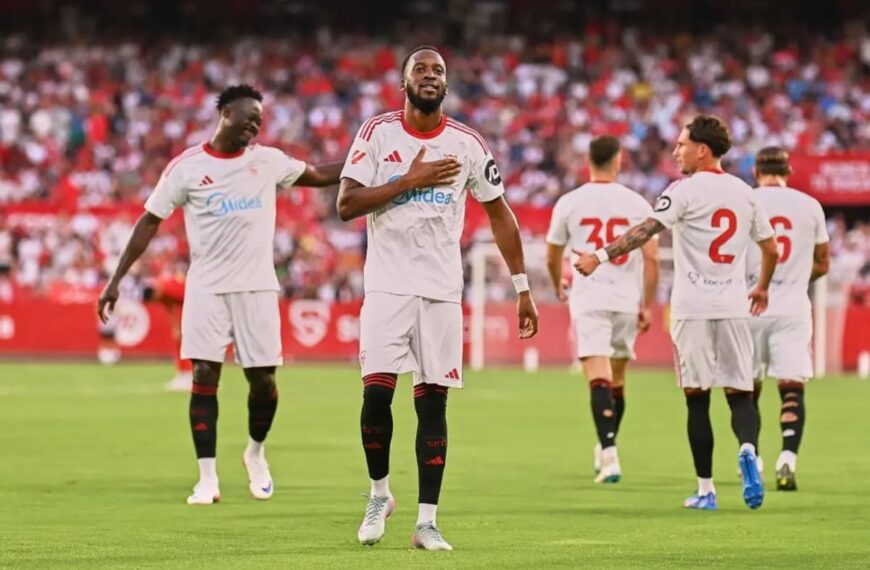 Sevilla FC 2 (4) - (1) 2: El trofeo Antonio Puerta se queda en casa