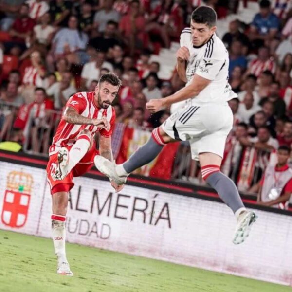 UD Almería 4-4 Albacete Balompié: Empate en un partido de locura