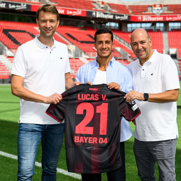 Lucas Vázquez firma por el Bayer Leverkusen