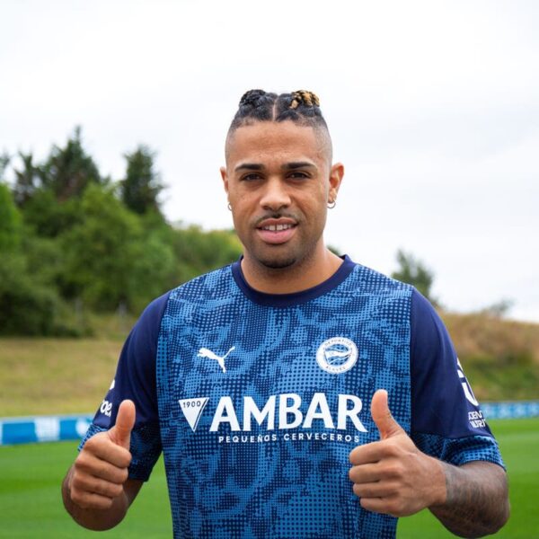 Mariano vuelve a LaLiga de la mano del Alavés