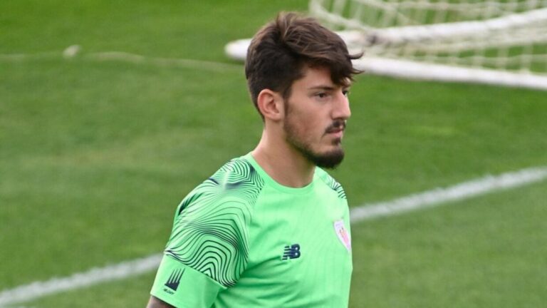 El Athletic Club quiere dar salida a Unai Vencedor