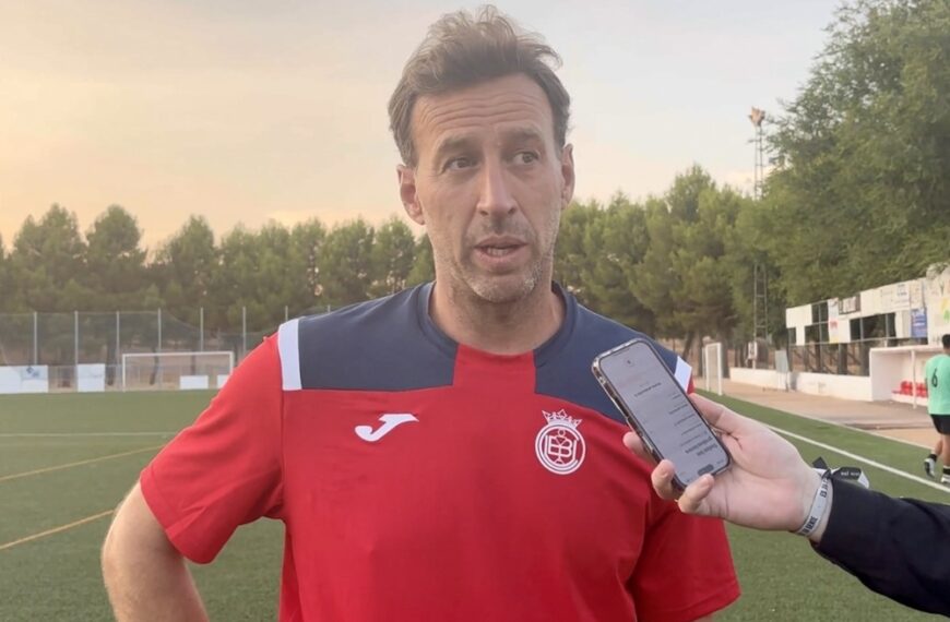 La UB Conquense destituye a Rubén Pulido