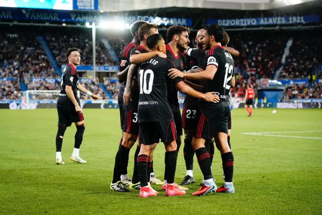 Alavés 1-2 Sevilla: Victoria a base de casta y coraje