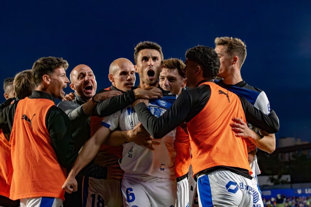 El Alavés se hace fuerte en el balón parado 