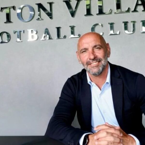 Monchi sale; entra Roberto Olabe