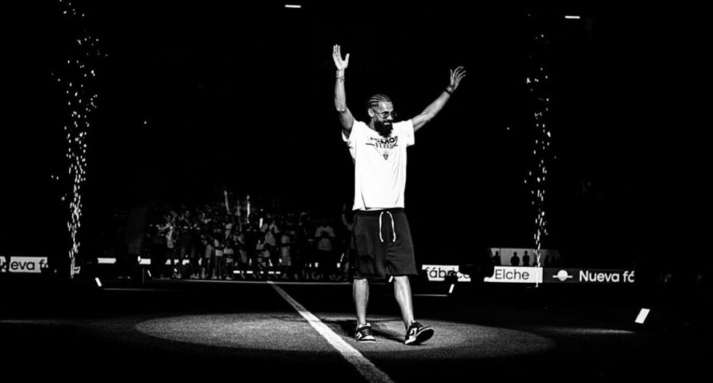 Sarabia aparta a Mourad