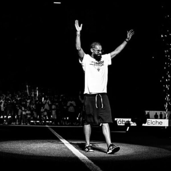 Sarabia aparta a Mourad para que ponga rumbo a México