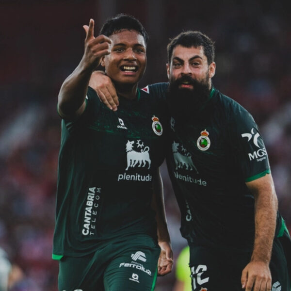 Previa Racing de Santander VS Cultural Leonesa: Enfrentamiento entre líder y colista