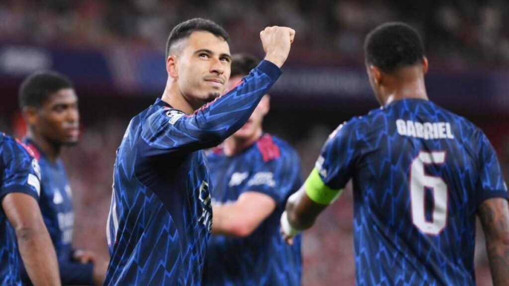 Martinelli celebrando un gol en la Champions League