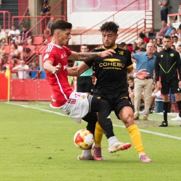 Crónica Nàstic de Tarragona 1-3 Atlético Sanluqueño: Los de Sanlúcar de Barrameda asaltan el Nou Estadi