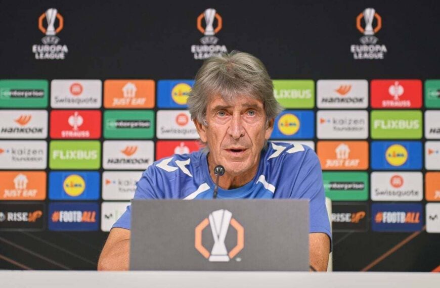 Pellegrini en la rueda de prensa de este mediodía