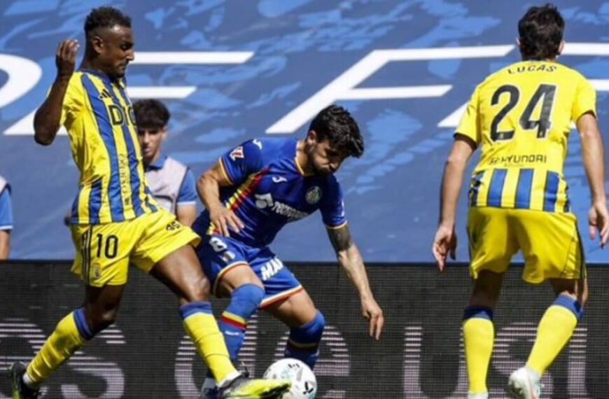 El Real Oviedo frente al Getafe