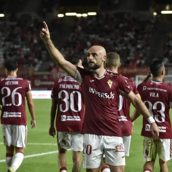 Real Murcia 1-1 (2-1) Antequera: La igualdad entre ambos deriva en emoción