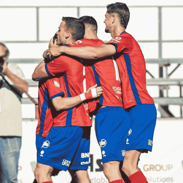 El Teruel vuelve a ganar y el Tarazona sufre en Cartagena