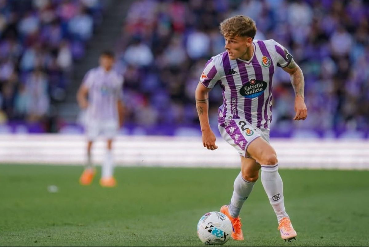 Iván Garriel con el Real Valladolid