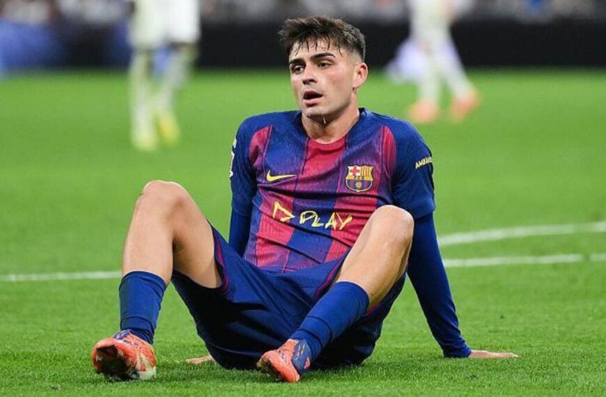 Pedri, fundido, en el verde