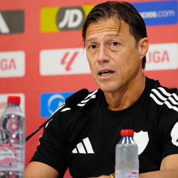 Matías Almeyda: «El fútbol es un juego de 11 contra 11»