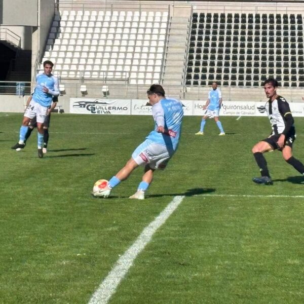 RB Linense 0-0 Ciudad de Lucena: Empate merecido en el Ciudad de La Línea