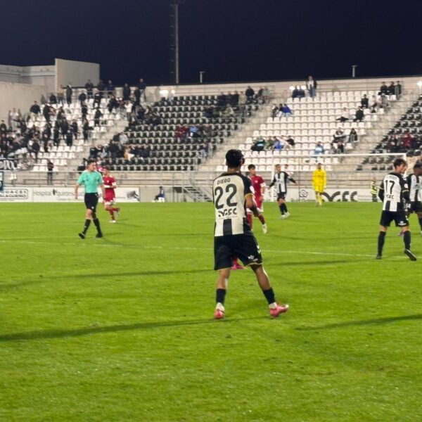 RB Linense 2-1 Sevilla C: La veteranía da el triunfo a los linenses