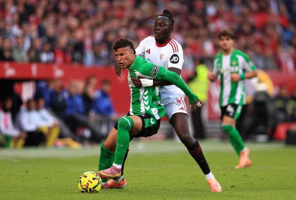 Sevilla FC 0-2 Real Betis: Los verdiblancos asaltan Nervión