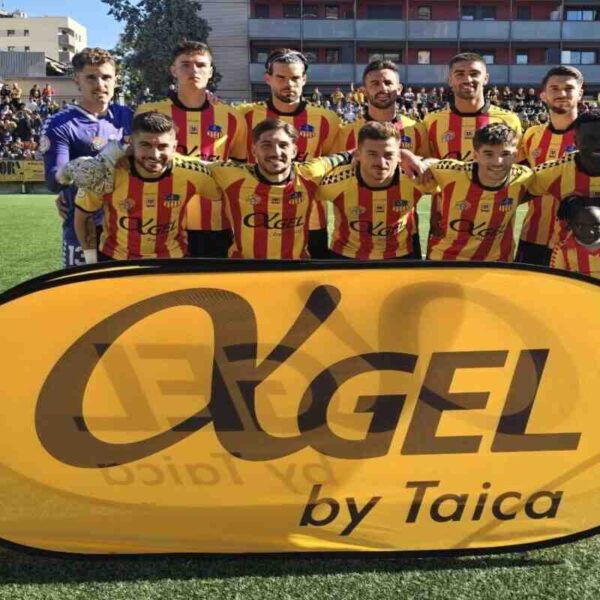 El XI inicial de la UE Sant Andreu ante la SD Ibiza