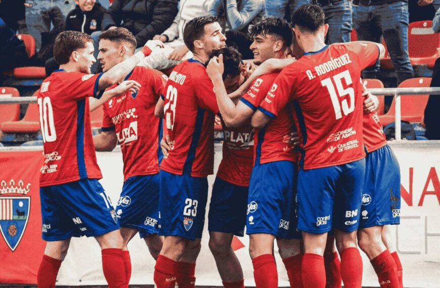 El Teruel gana y el Tarazona empata