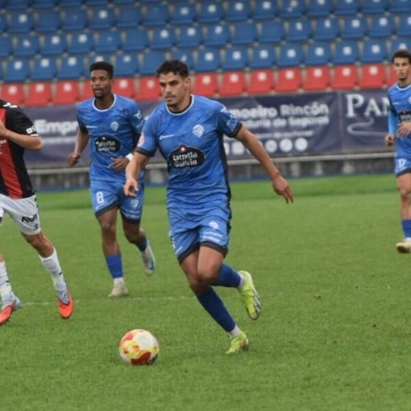Ourense CF 1-0 Arenas Club: Llegó la primera para el Ourense