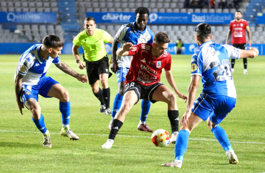 El Tarazona puntúa y el Teruel pierde su primer encuentro como local