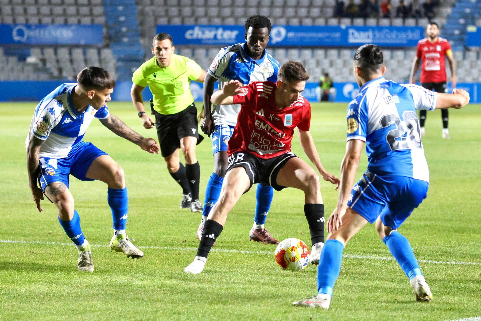 El Tarazona puntúa y el Teruel pierde su primer encuentro como local