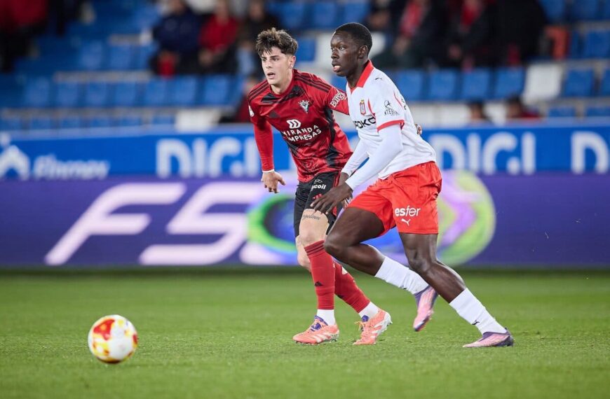 CD Mirandés 0-2 Real Sporting: Pegada y solvencia del Sporting para seguir vivos en la Copa