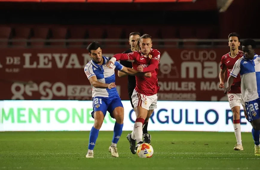 Real Murcia 0-1 Sabadell: Asalto al Enrique Roca