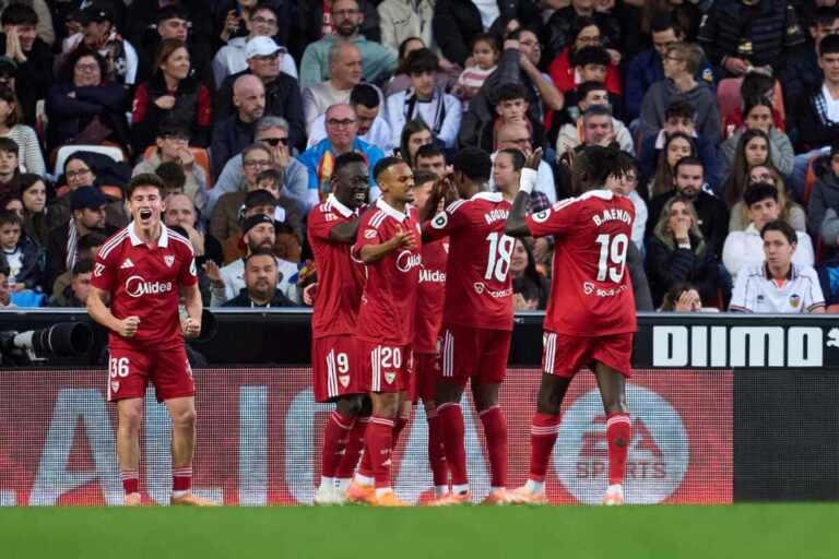 Valencia CF 1-1 Sevilla FC: Empate justo en un partido cerrado y disputado