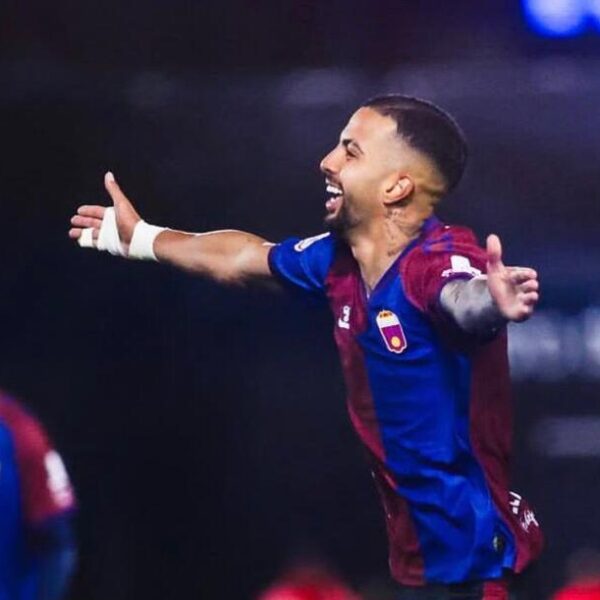 CD Eldense 2-1 UD Almería: Victoria local alicantina ante la falta de intensidad andaluza