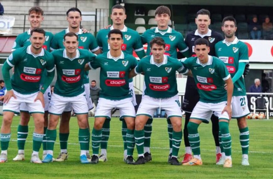 Alineación del Coruxo ante el Real Ávila