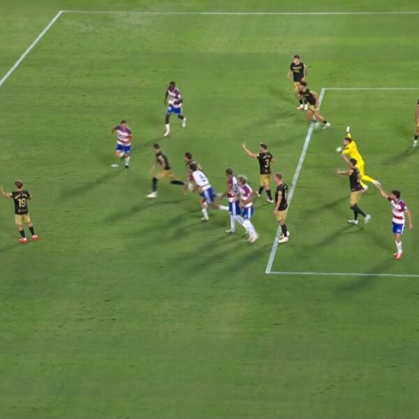 El polémico segundo gol del Granada que desató las protestas del Mallorca