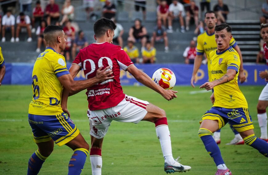 El Real Murcia busca la redención en Orihuela