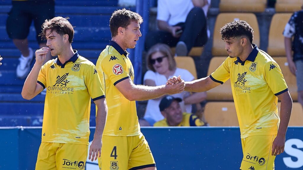 Alcorcón golea por 3-0 al Gimnàstic de Tarragona