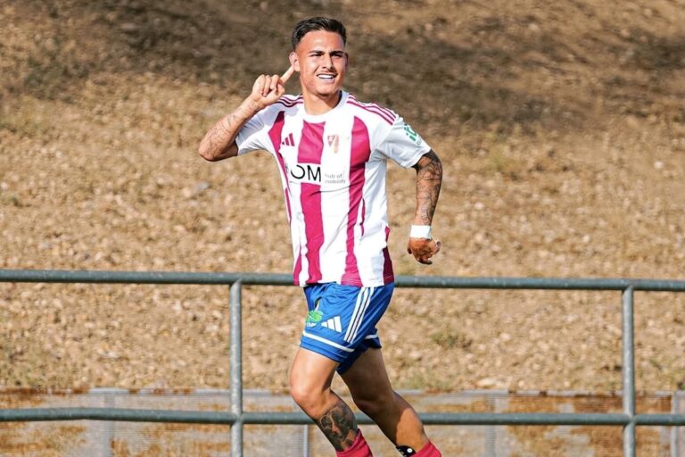 El Barbastro fue el único de los equipos aragoneses que logró sumar de tres en la primera jornada