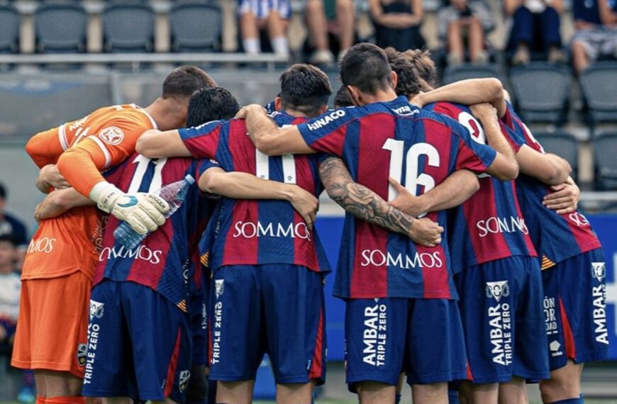 Plantilla del Huesca